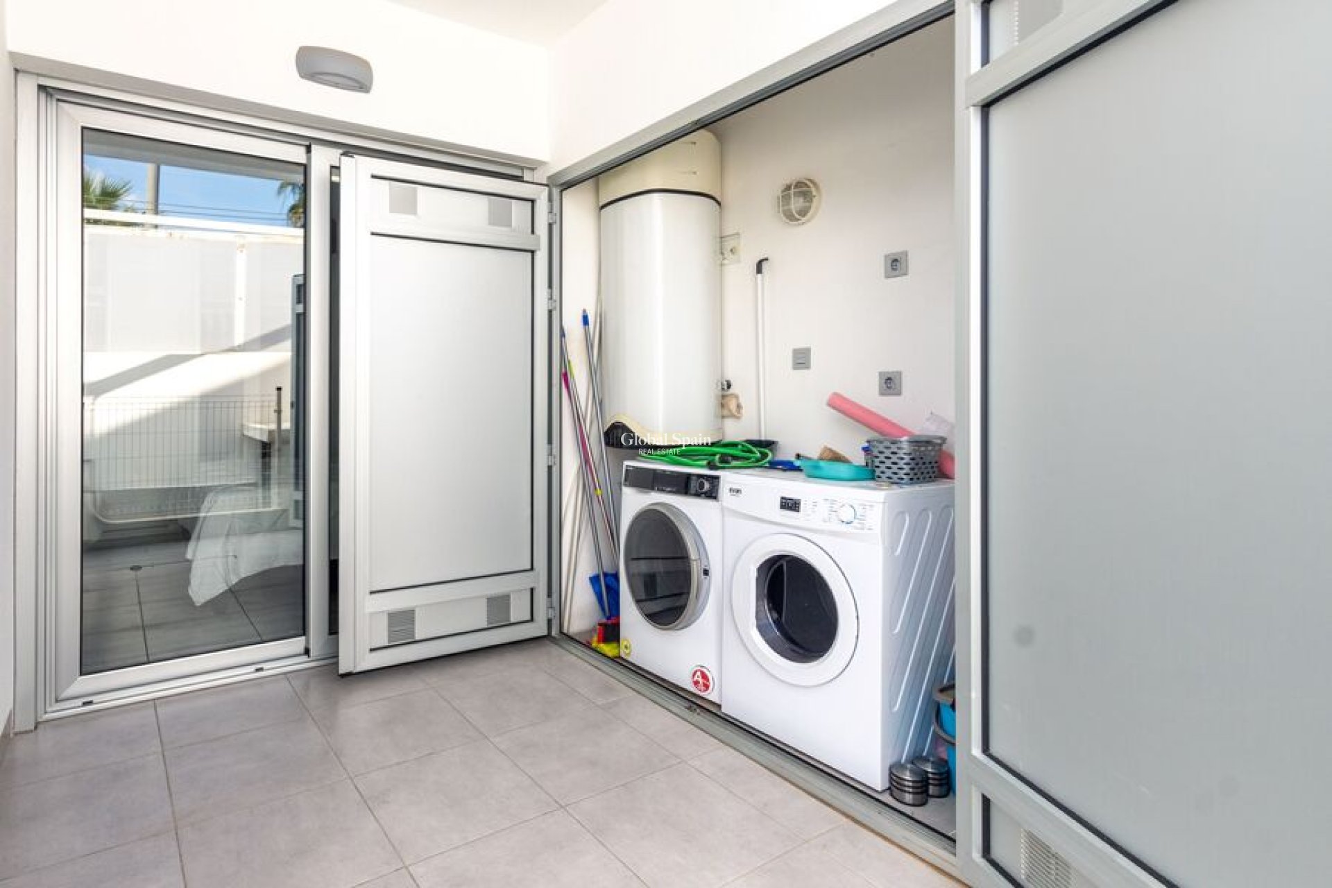 Odsprzedaż - WILLA  -
DAYA VIEJA - Costa Blanca