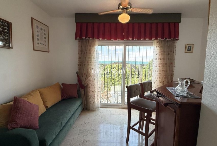 Odsprzedaż - WILLA  -
DEHESA DE CAMPOAMOR - Costa Blanca