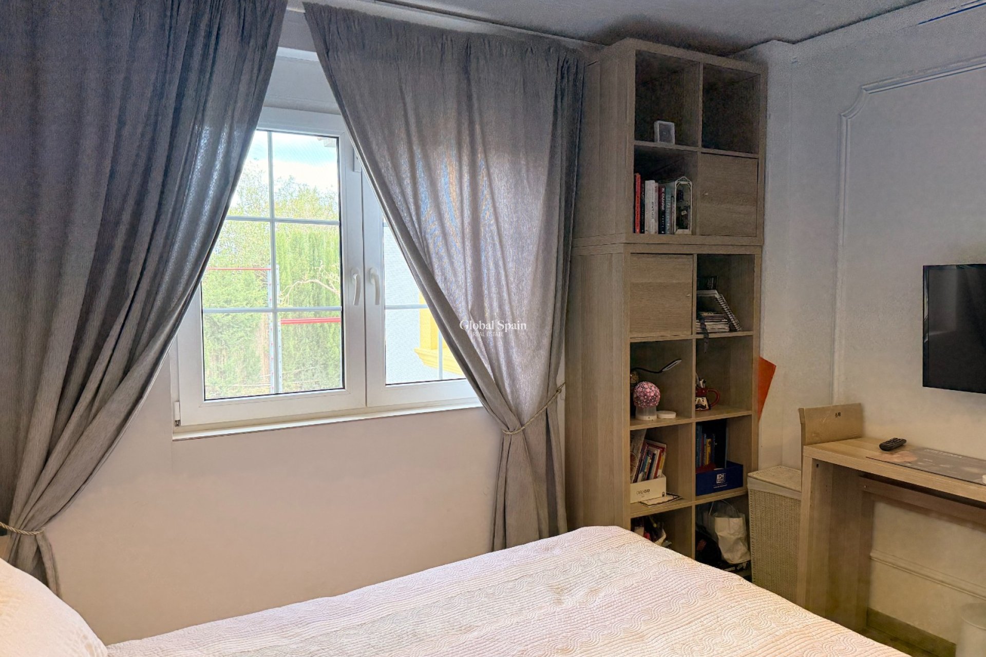 Odsprzedaż - WILLA  -
DENIA - Les Marines - Las Marinas