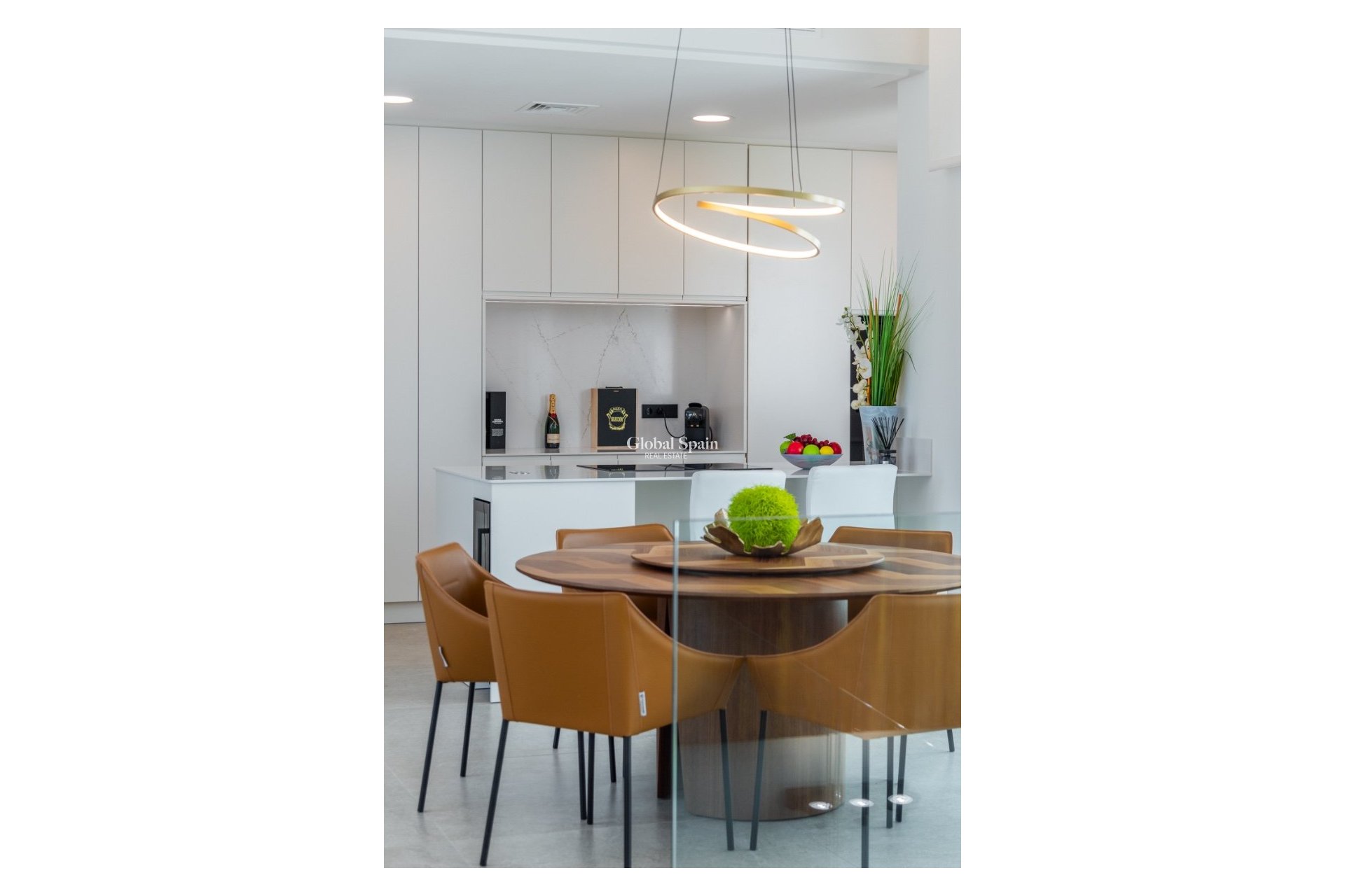 Odsprzedaż - Willa -
El Campello - 