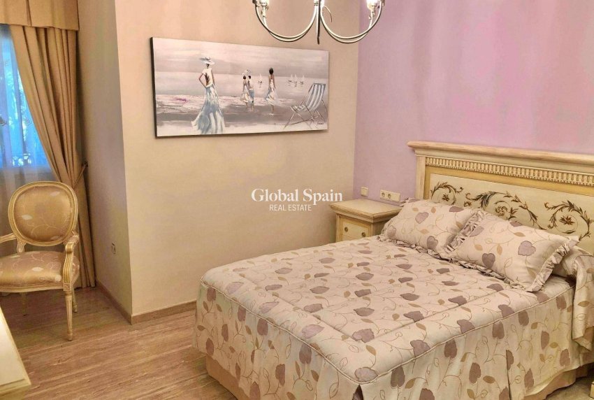 Odsprzedaż - WILLA  -
EL PALMAR - El Palmar