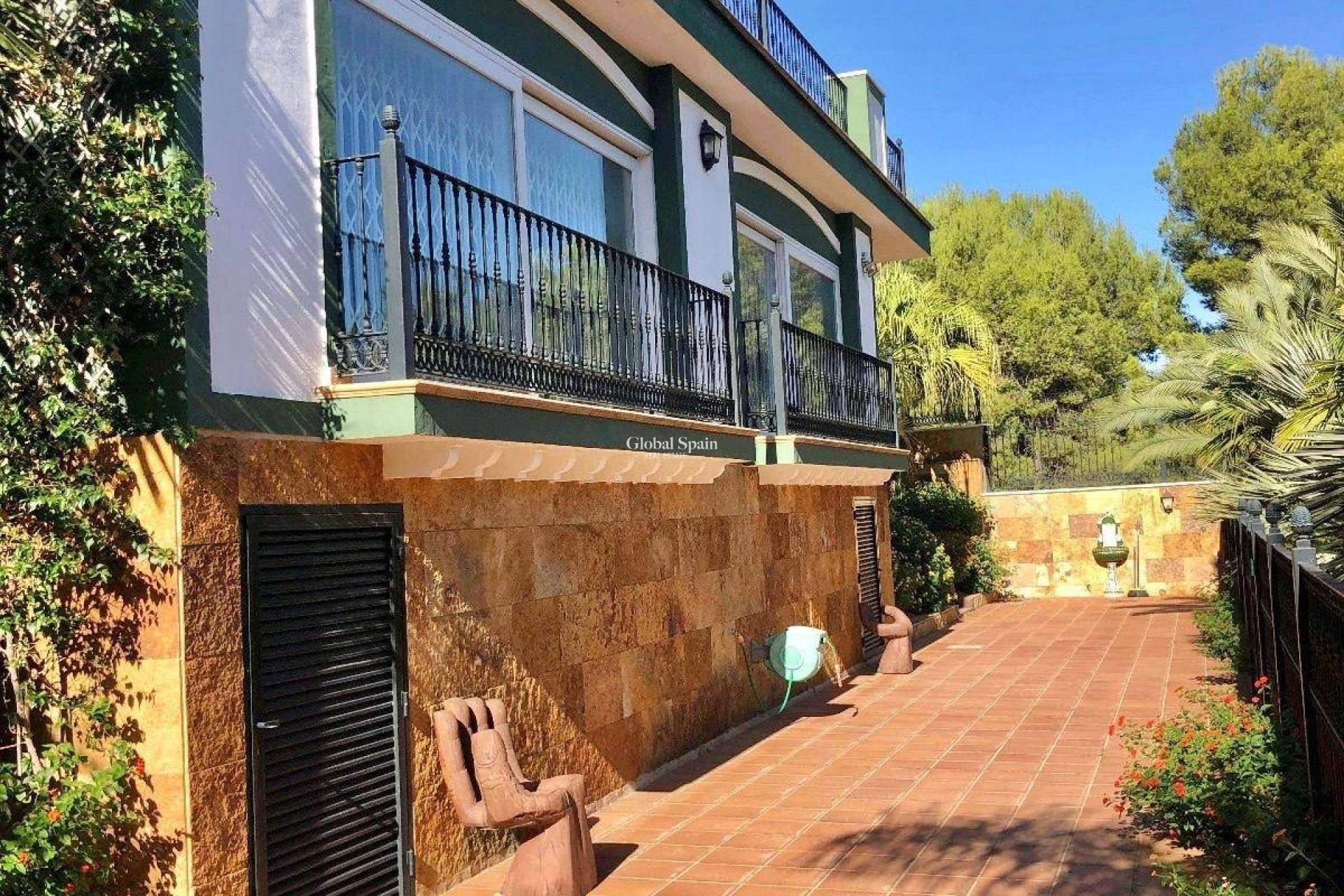 Odsprzedaż - WILLA  -
EL PALMAR - El Palmar