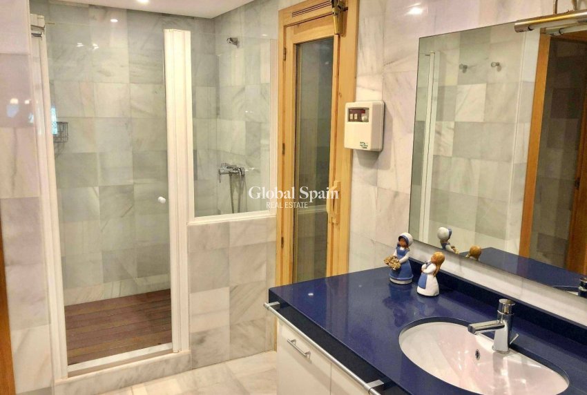 Odsprzedaż - WILLA  -
EL PALMAR - El Palmar