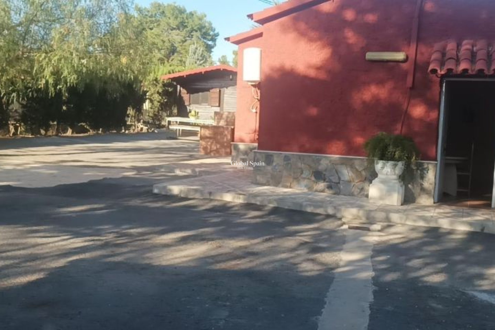 Odsprzedaż - WILLA  -
ELCHE - Costa Blanca