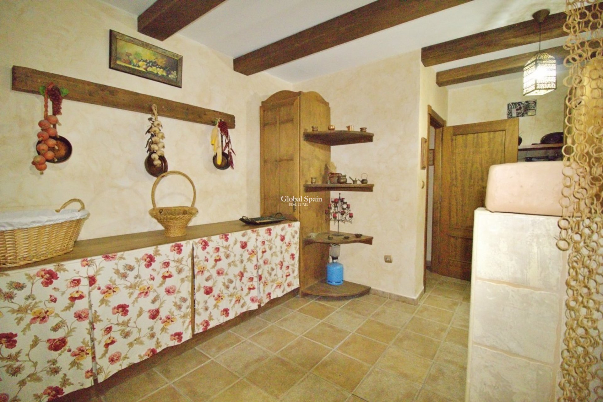 Odsprzedaż - WILLA  -
ELCHE - Valverde