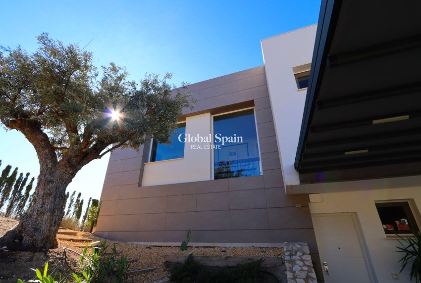 Odsprzedaż - WILLA  -
FINESTRAT - Costa Blanca