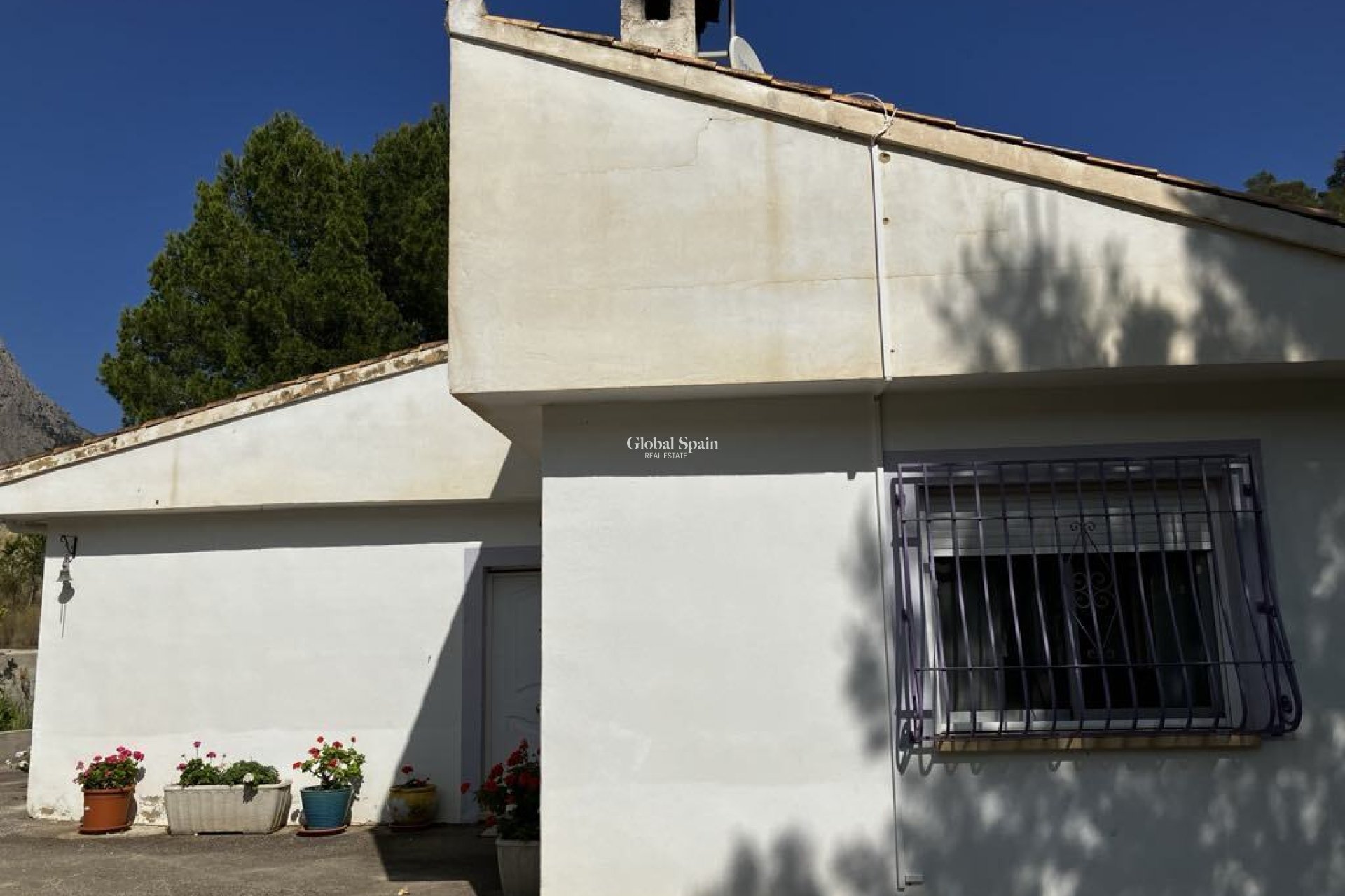 Odsprzedaż - WILLA  -
FINESTRAT - Costa Blanca