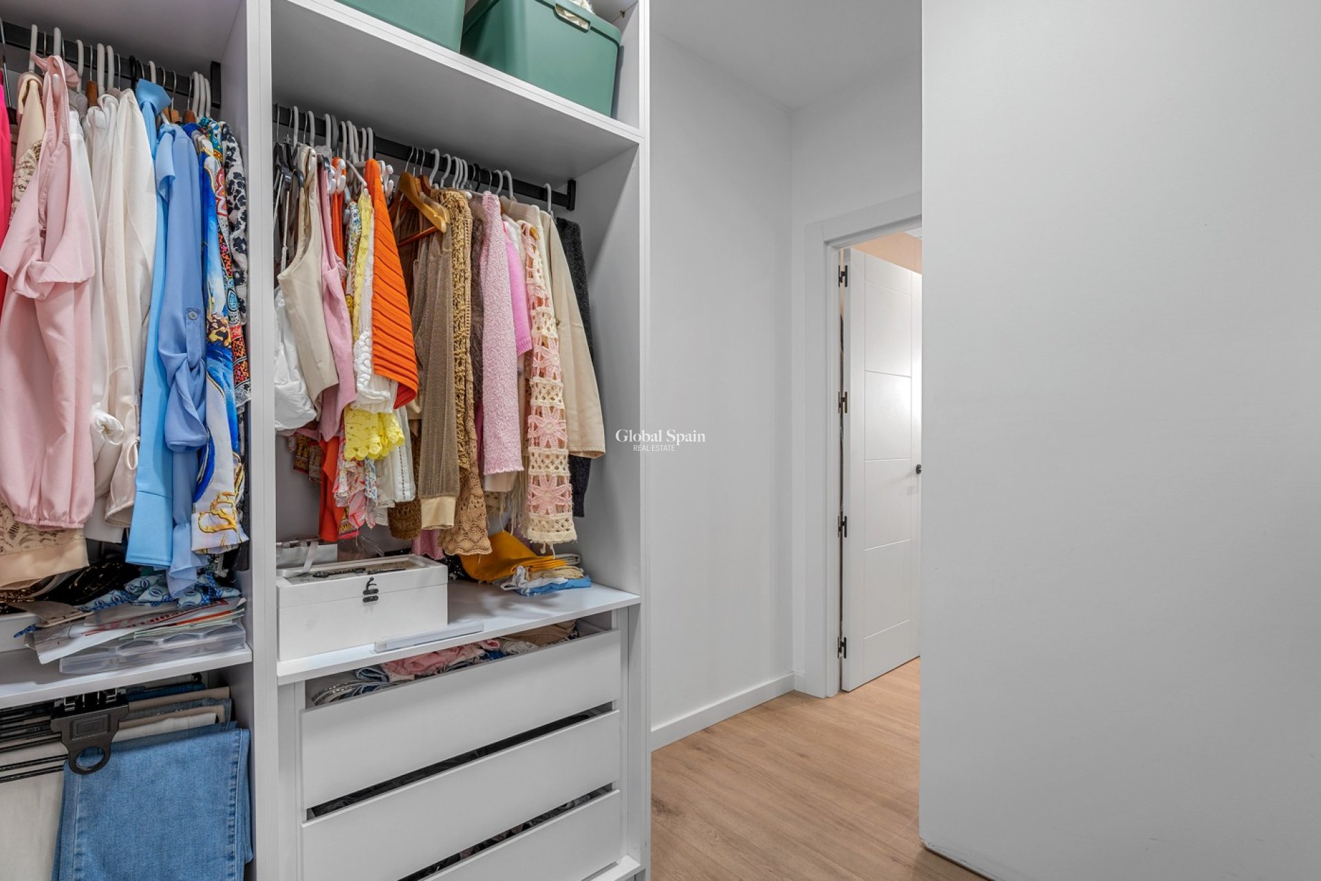 Odsprzedaż - WILLA  -
FORTUNA - Urbanizacion las kalendas