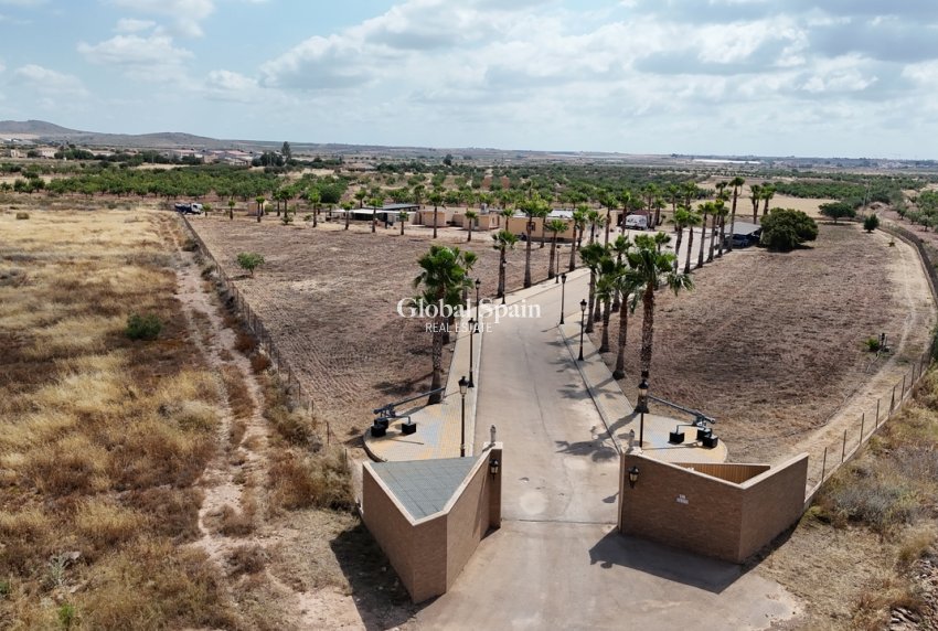 Odsprzedaż - WILLA  -
FUENTE ÁLAMO DE MURCIA - Inland