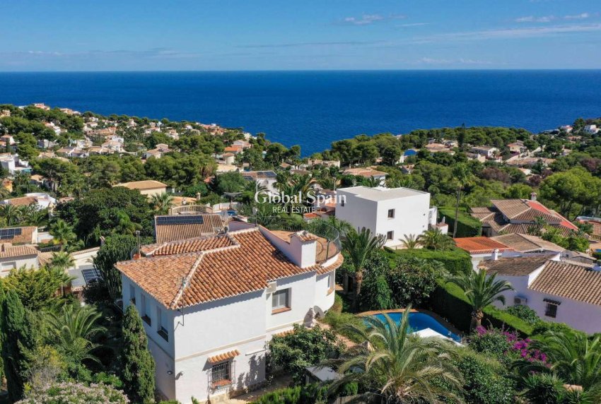 Odsprzedaż - WILLA  -
JÁVEA - Costa Blanca