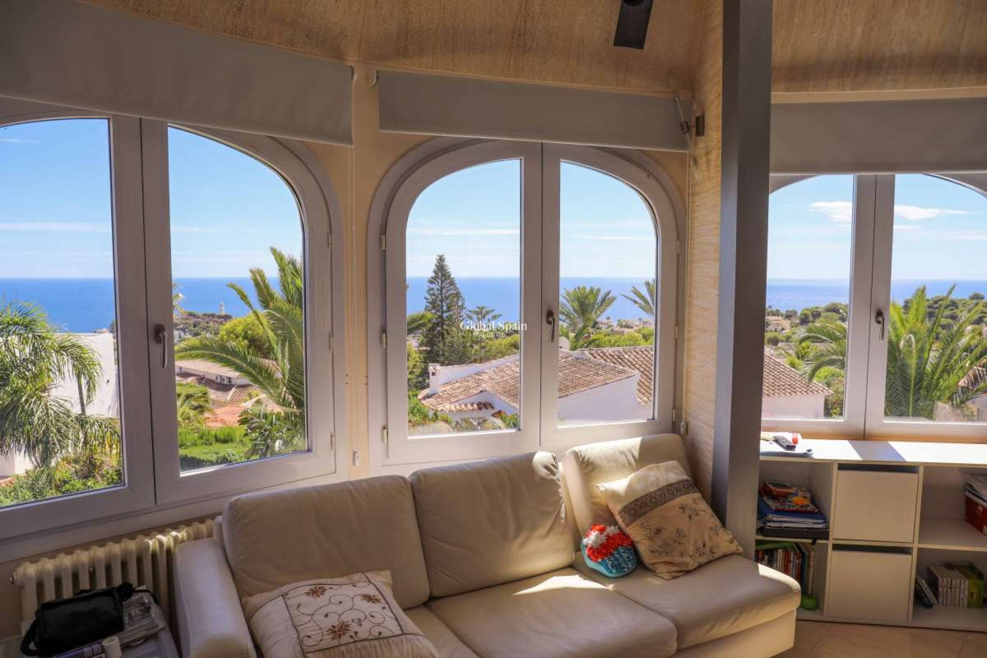 Odsprzedaż - WILLA  -
JÁVEA - Costa Blanca