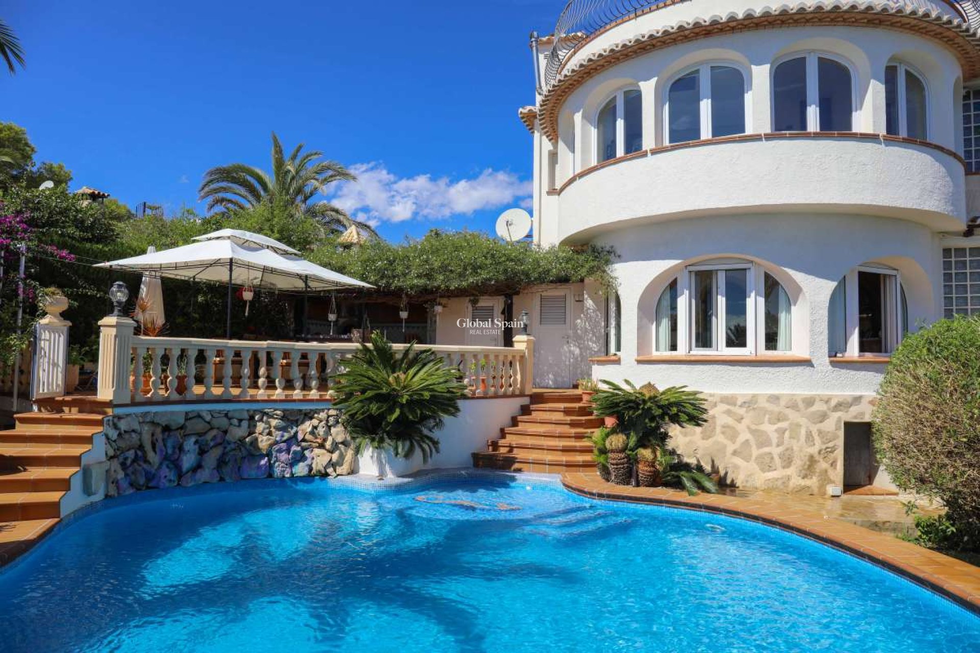 Odsprzedaż - WILLA  -
JÁVEA - Costa Blanca
