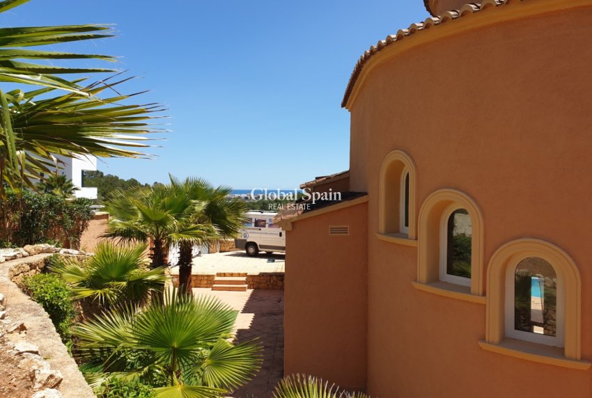 Odsprzedaż - WILLA  -
JÁVEA - Costa Blanca