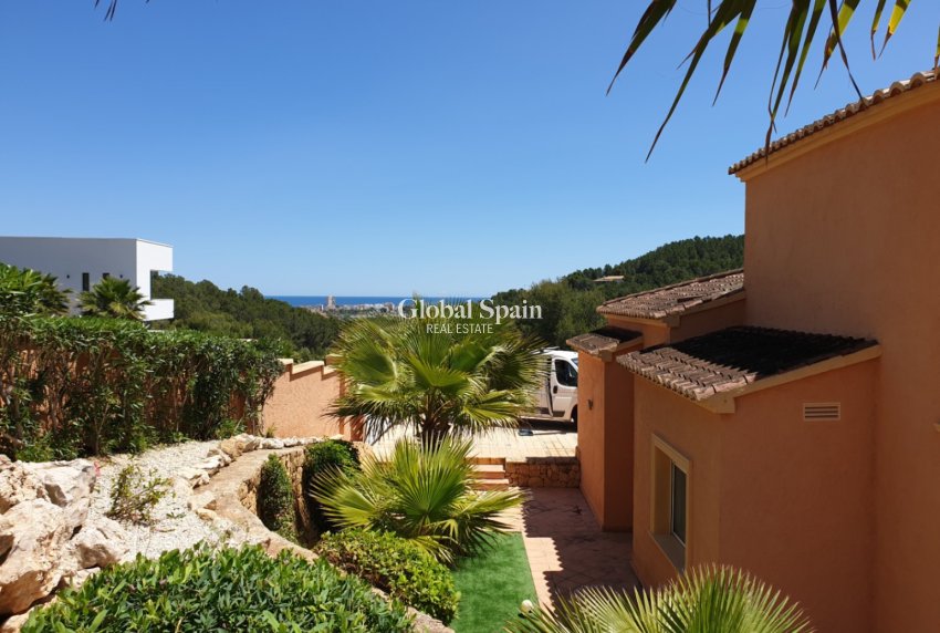 Odsprzedaż - WILLA  -
JÁVEA - Costa Blanca