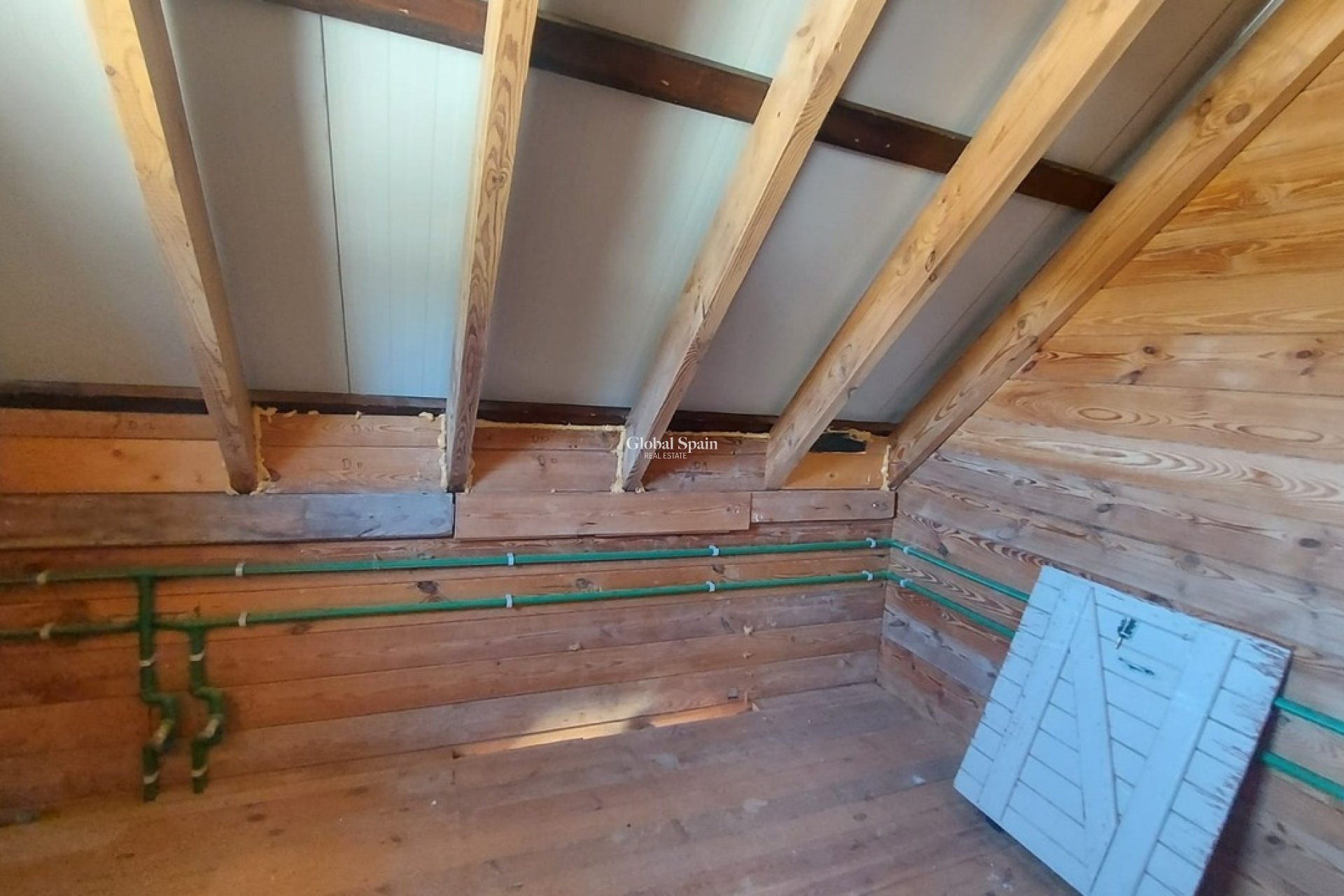 Odsprzedaż - WILLA  -
JUMILLA - Inland