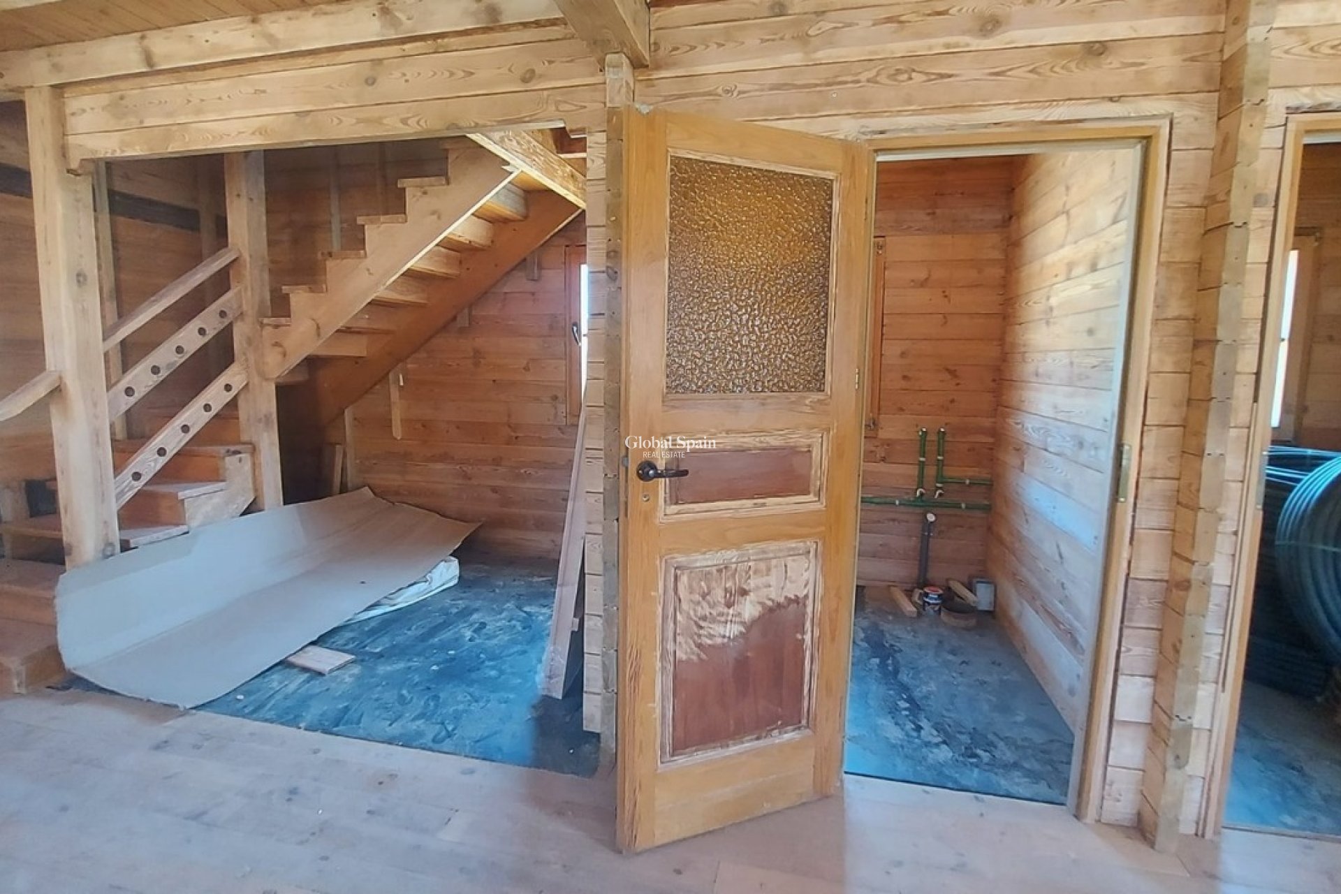 Odsprzedaż - WILLA  -
JUMILLA - Inland