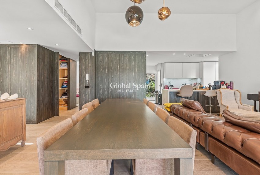 Odsprzedaż - WILLA  -
LA FINCA GOLF - Inland