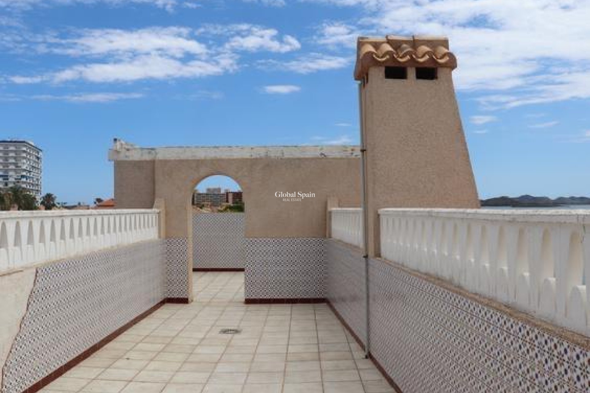 Odsprzedaż - WILLA  -
LA MANGA DEL MAR MENOR - Km 17