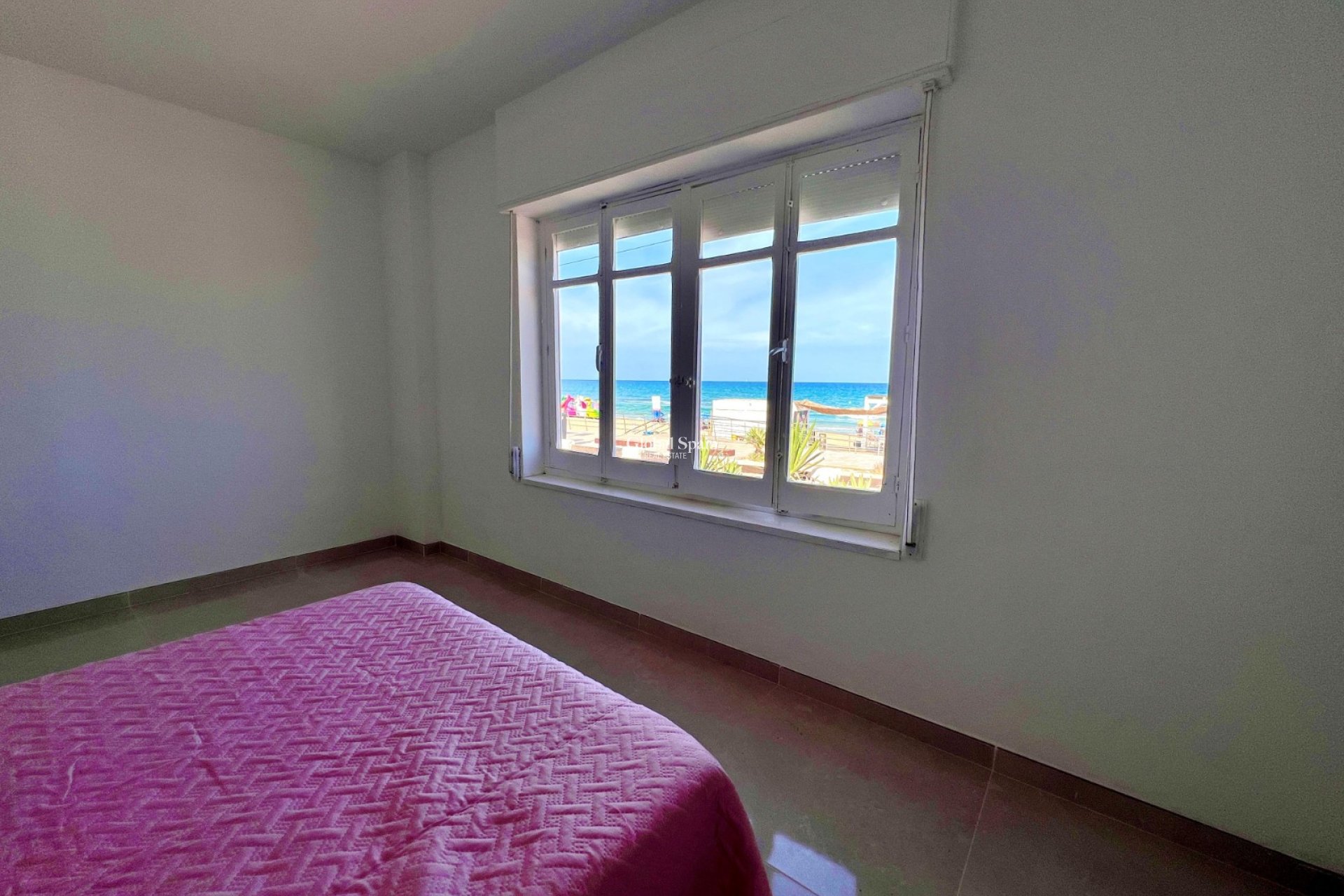 Odsprzedaż - WILLA  -
LA MATA - Costa Blanca