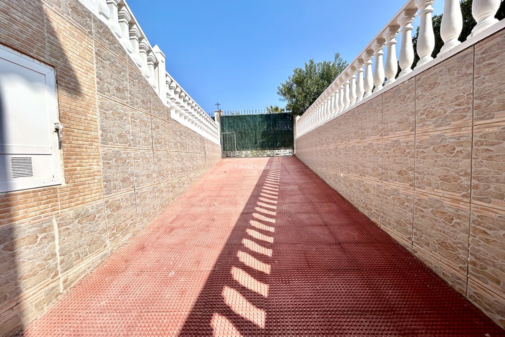 Odsprzedaż - WILLA  -
LA MATA - Costa Blanca