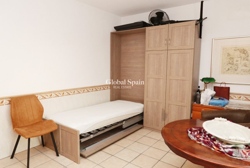 Odsprzedaż - WILLA  -
LA NUCÍA - Costa Blanca