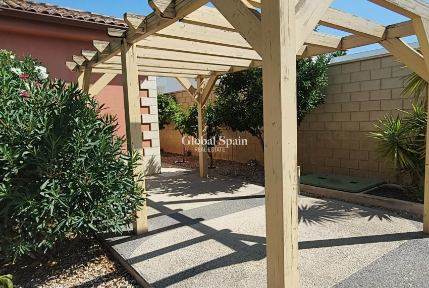 Odsprzedaż - WILLA  -
LA ROMANA - Inland