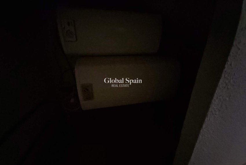 Odsprzedaż - WILLA  -
LA ZENIA - Costa Blanca