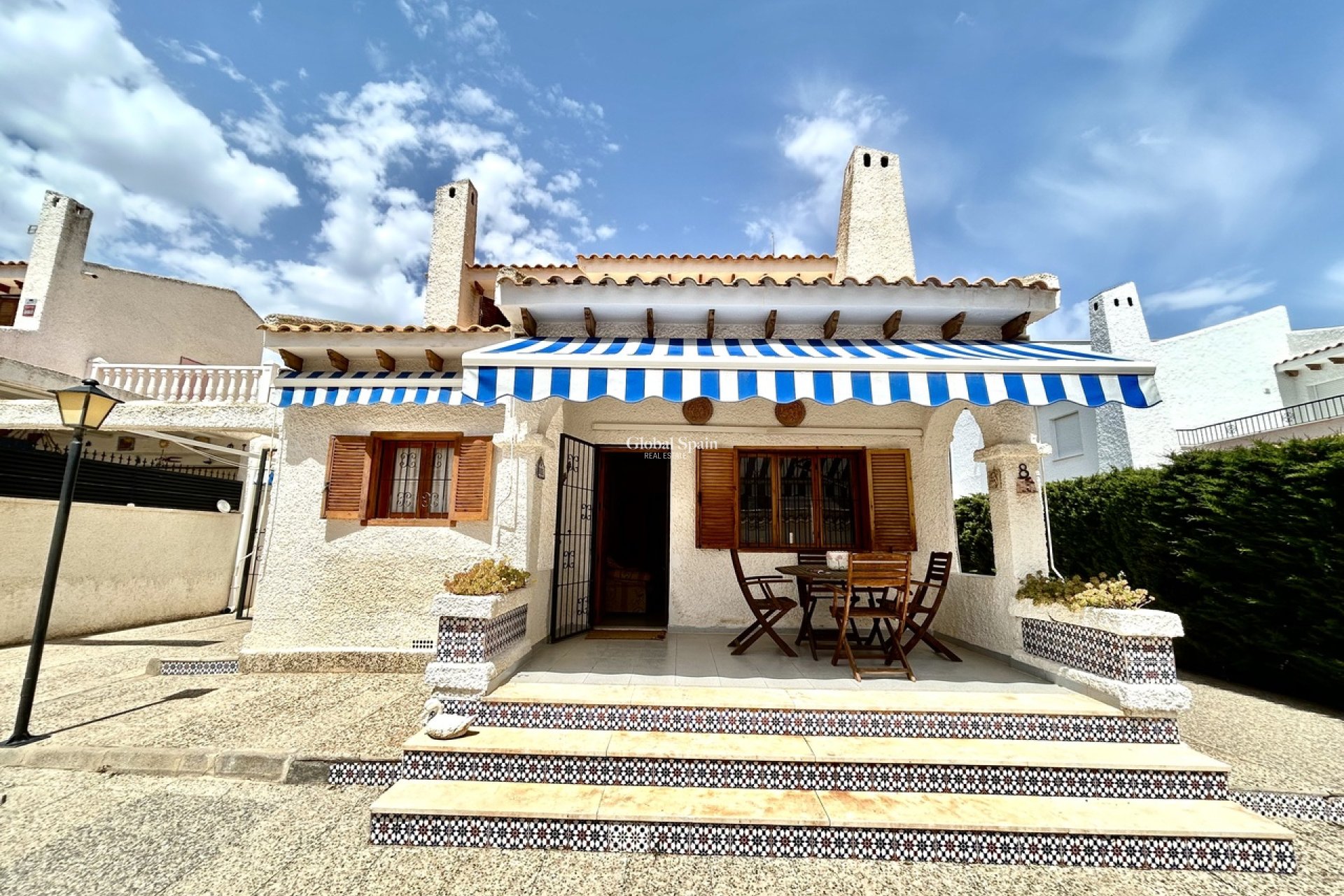Odsprzedaż - WILLA  -
LA ZENIA - Costa Blanca