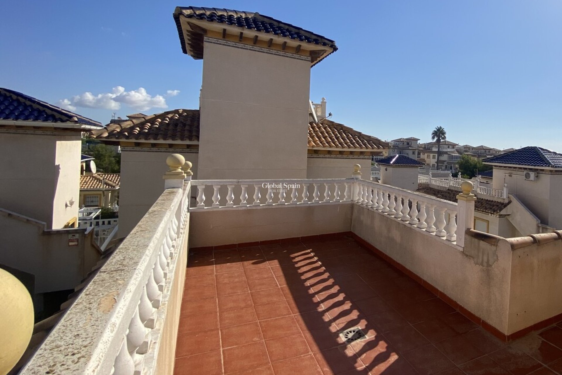 Odsprzedaż - WILLA  -
LA ZENIA - Costa Blanca