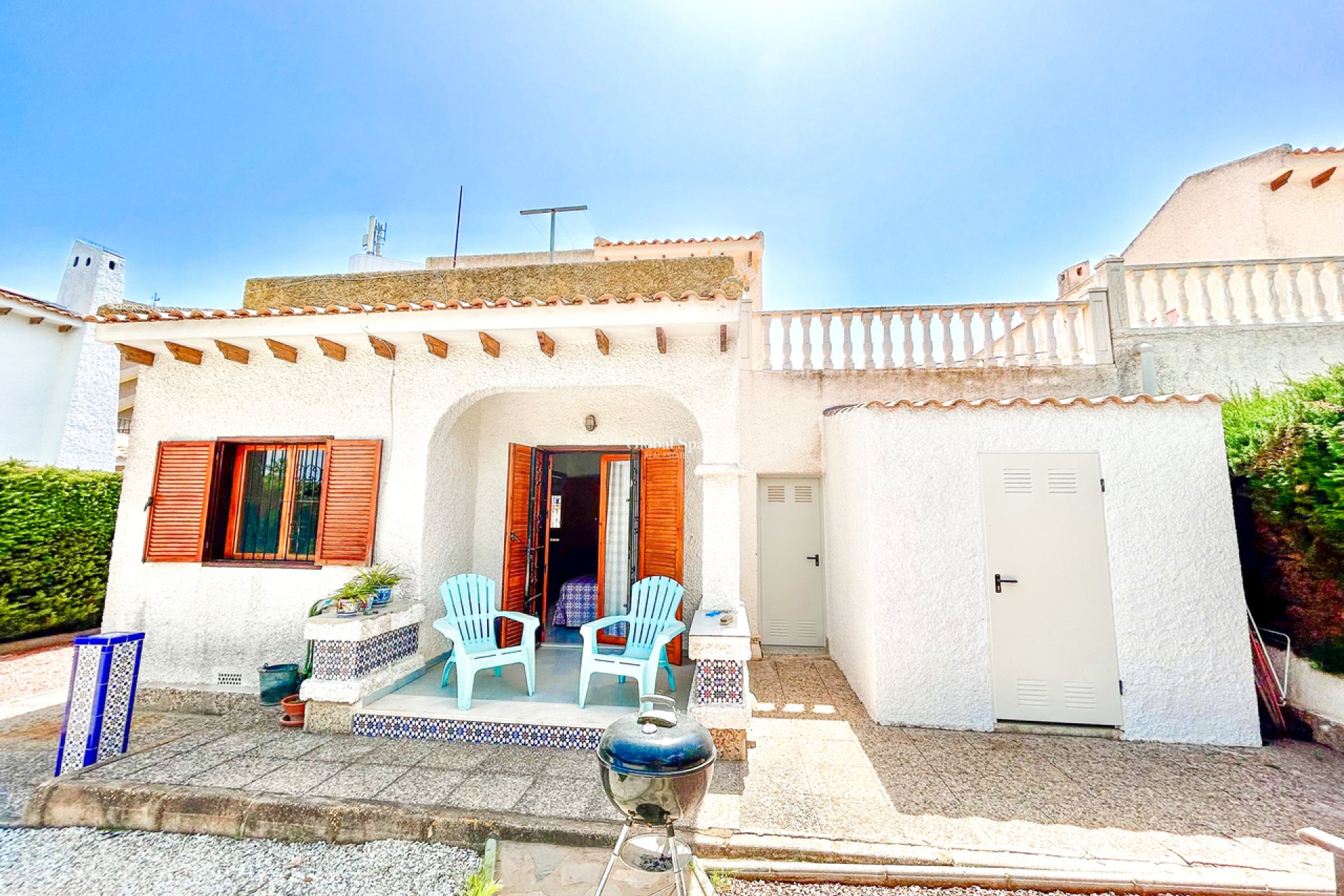 Odsprzedaż - WILLA  -
LA ZENIA - Costa Blanca
