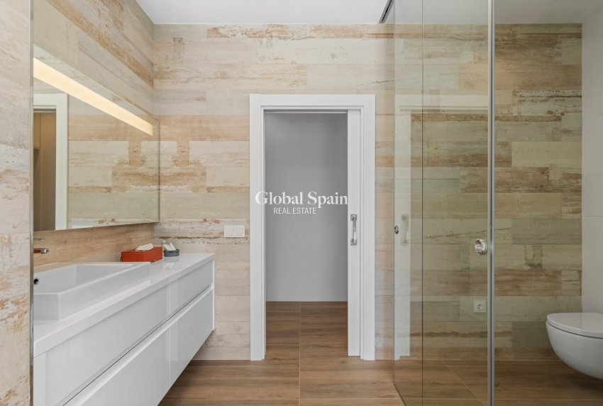 Odsprzedaż - WILLA  -
LAS COLINAS GOLF RESORT - Costa Blanca