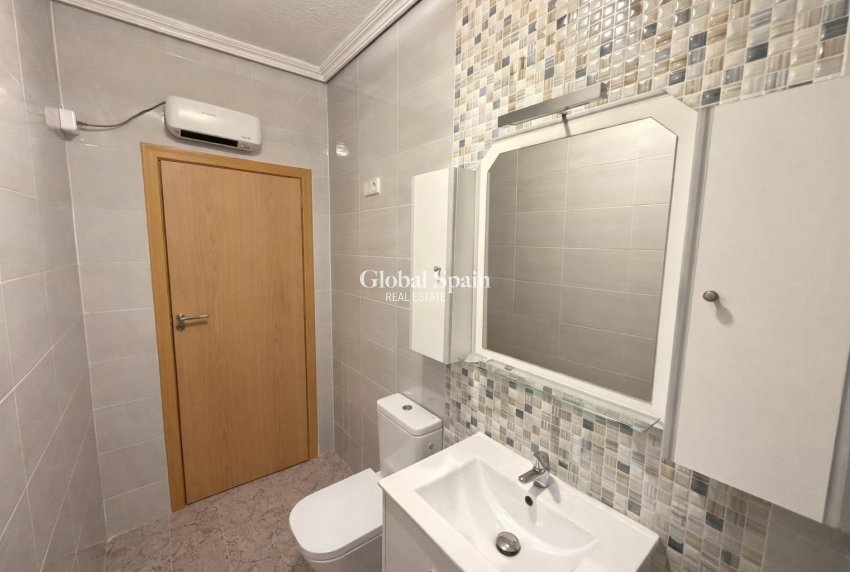 Odsprzedaż - WILLA  -
LO PAGÁN - La Puntica