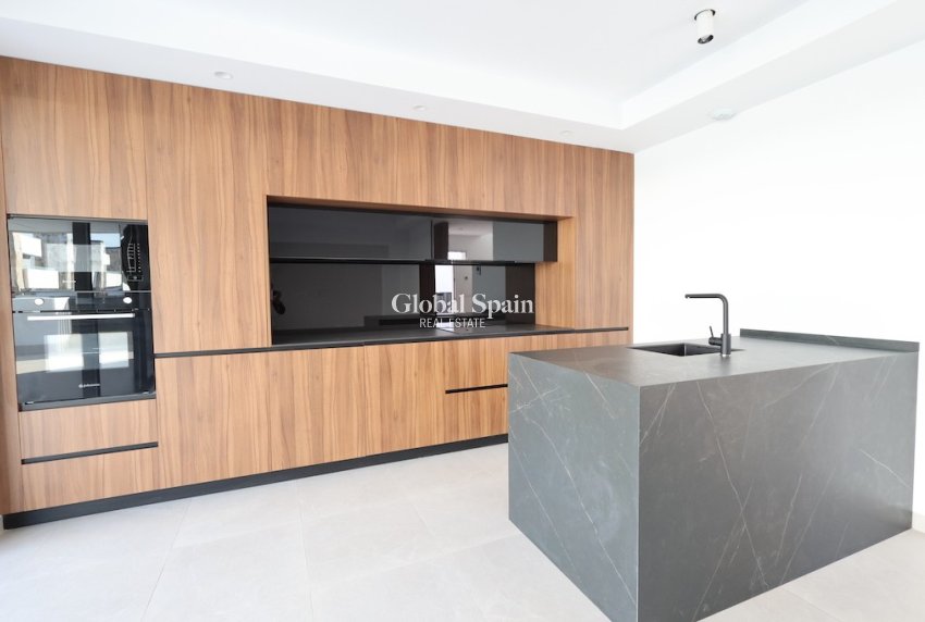 Odsprzedaż - Willa -
LOS ALCÁZARES