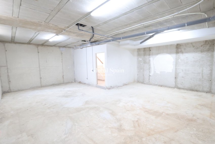 Odsprzedaż - Willa -
LOS ALCÁZARES