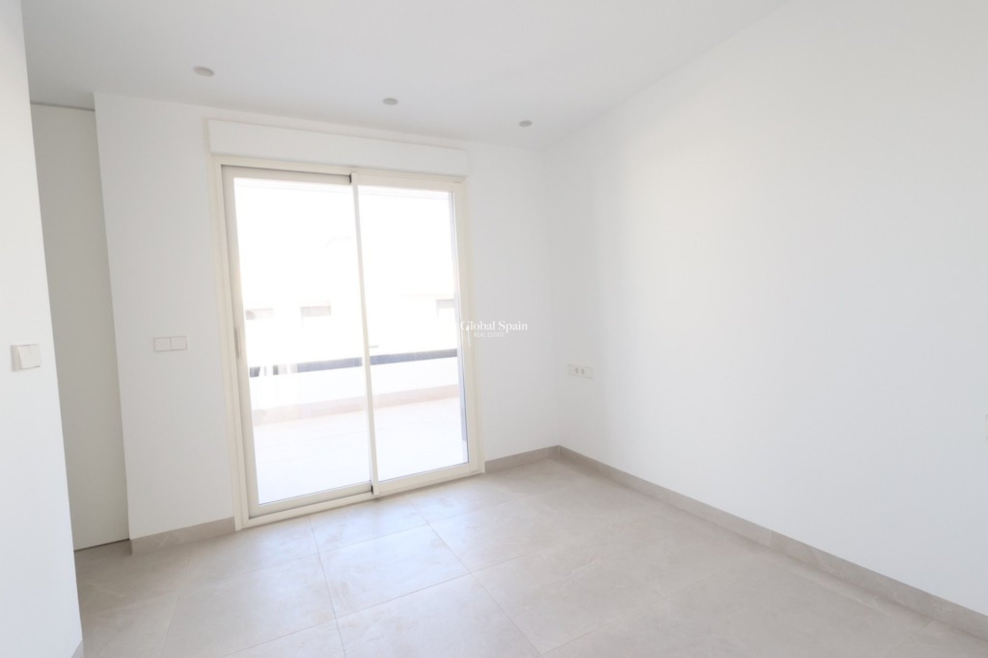 Odsprzedaż - Willa -
LOS ALCÁZARES