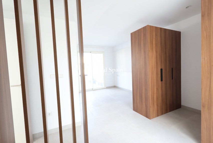 Odsprzedaż - Willa -
LOS ALCÁZARES