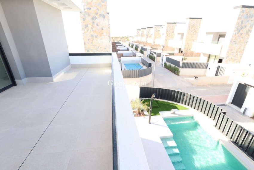 Odsprzedaż - Willa -
LOS ALCÁZARES