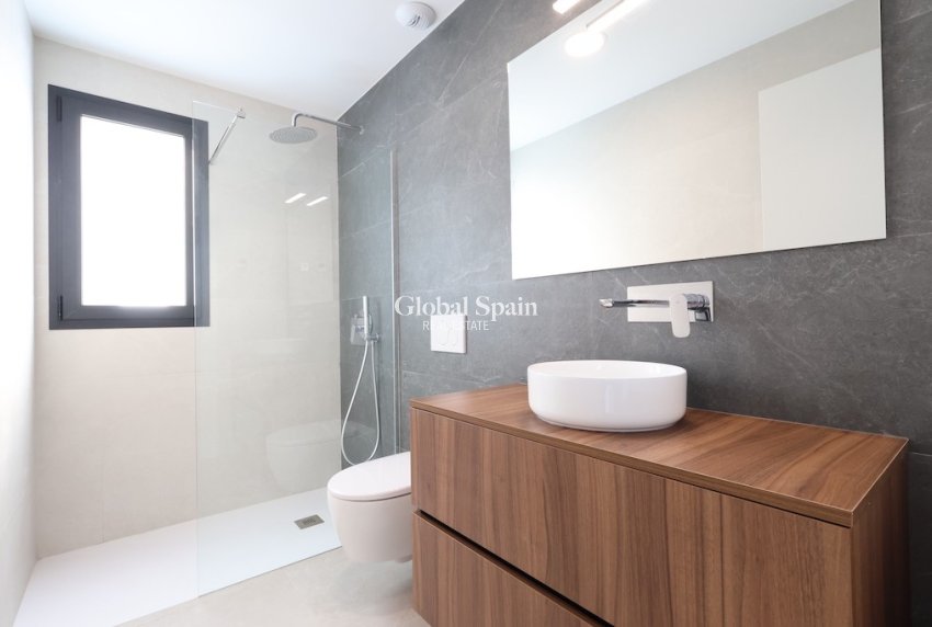 Odsprzedaż - Willa -
LOS ALCÁZARES