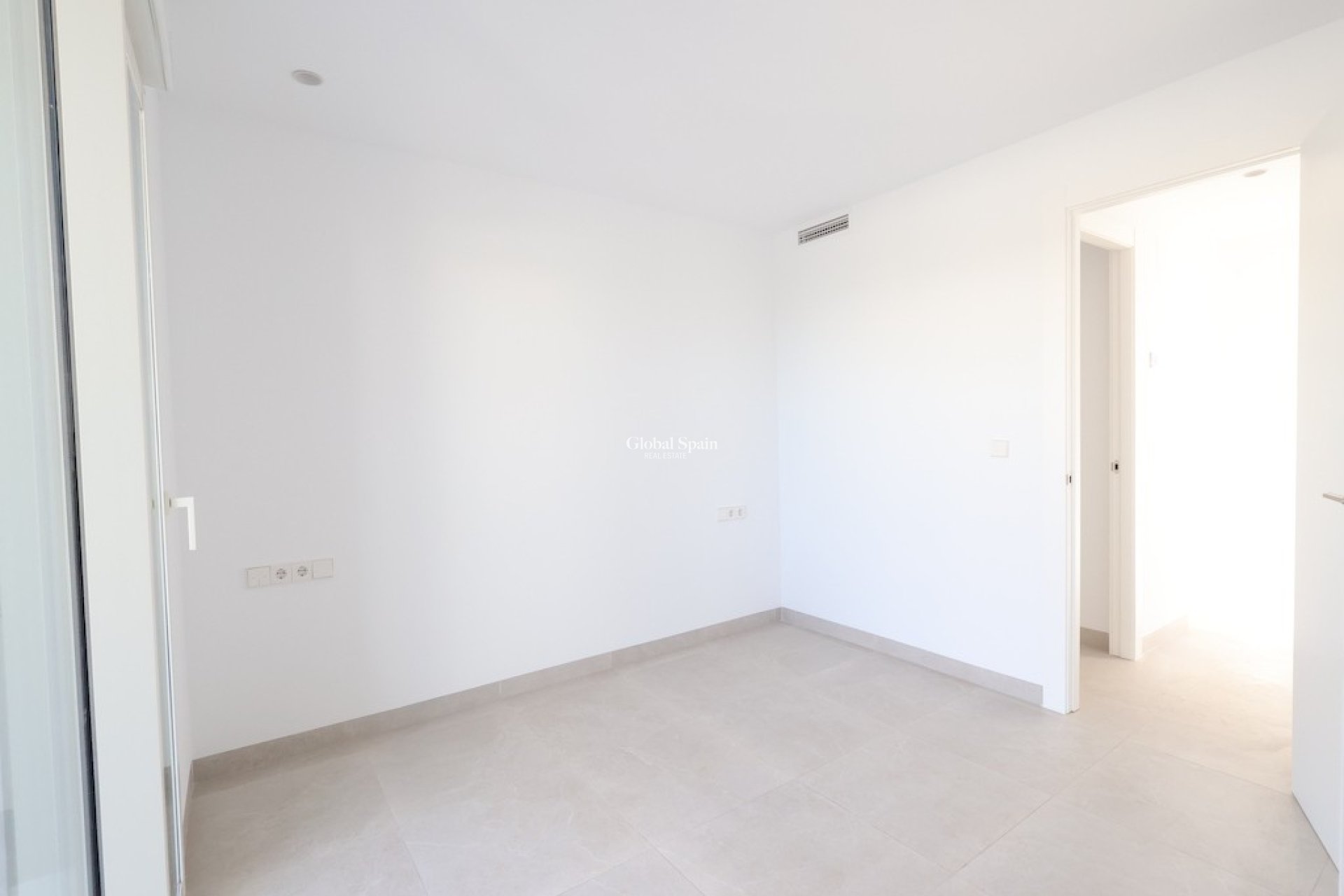 Odsprzedaż - Willa -
LOS ALCÁZARES