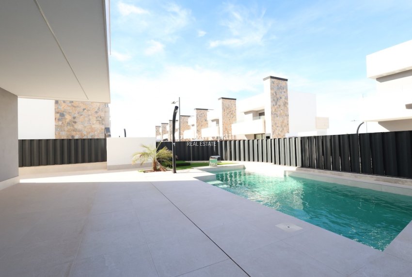 Odsprzedaż - Willa -
LOS ALCÁZARES