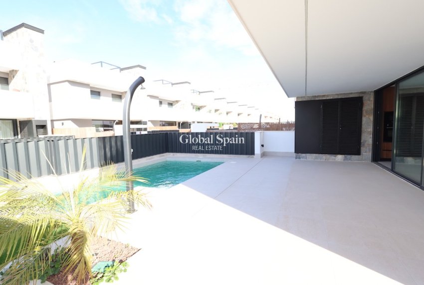 Odsprzedaż - Willa -
LOS ALCÁZARES