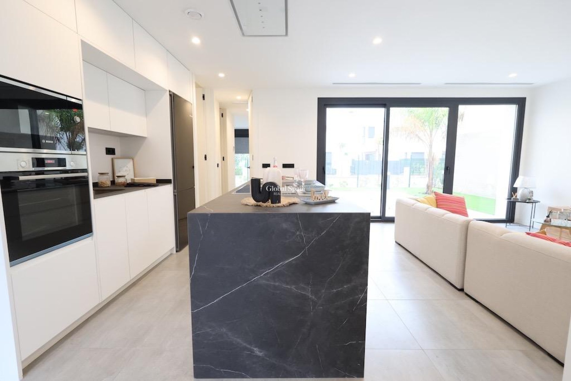 Odsprzedaż - WILLA  -
LOS ALCÁZARES