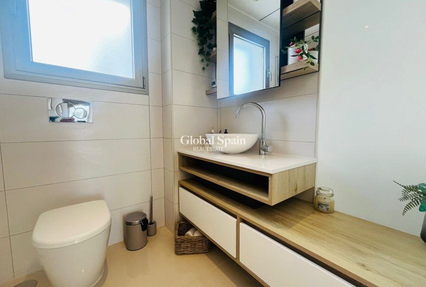 Odsprzedaż - WILLA  -
LOS ALCÁZARES