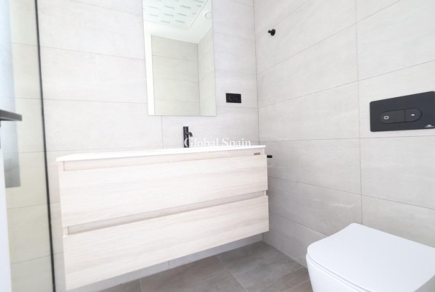 Odsprzedaż - Willa -
LOS ALCÁZARES