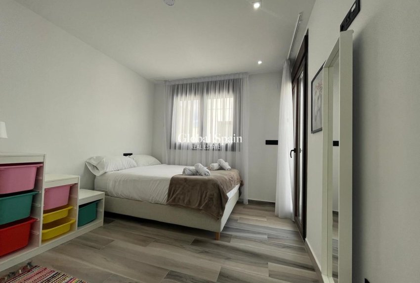 Odsprzedaż - WILLA  -
LOS BALCONES - LOS ALTOS - Costa Blanca