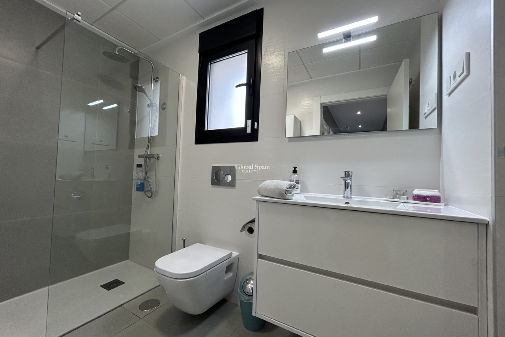 Odsprzedaż - WILLA  -
LOS BALCONES - LOS ALTOS - Costa Blanca
