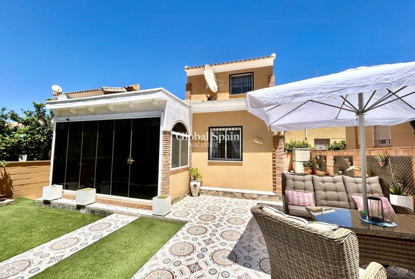 Odsprzedaż - WILLA  -
LOS BALCONES - LOS ALTOS - Costa Blanca