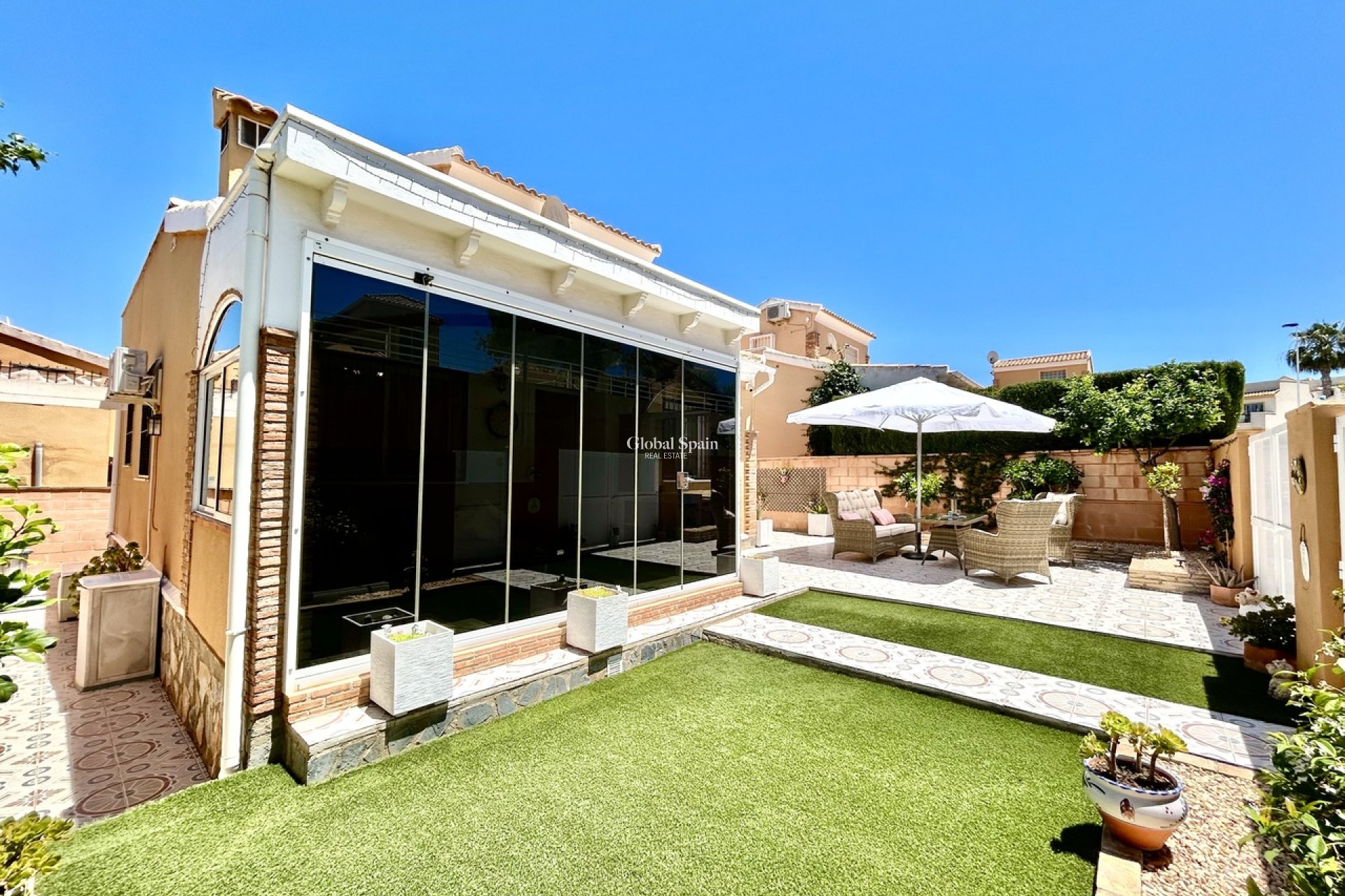 Odsprzedaż - WILLA  -
LOS BALCONES - LOS ALTOS - Costa Blanca