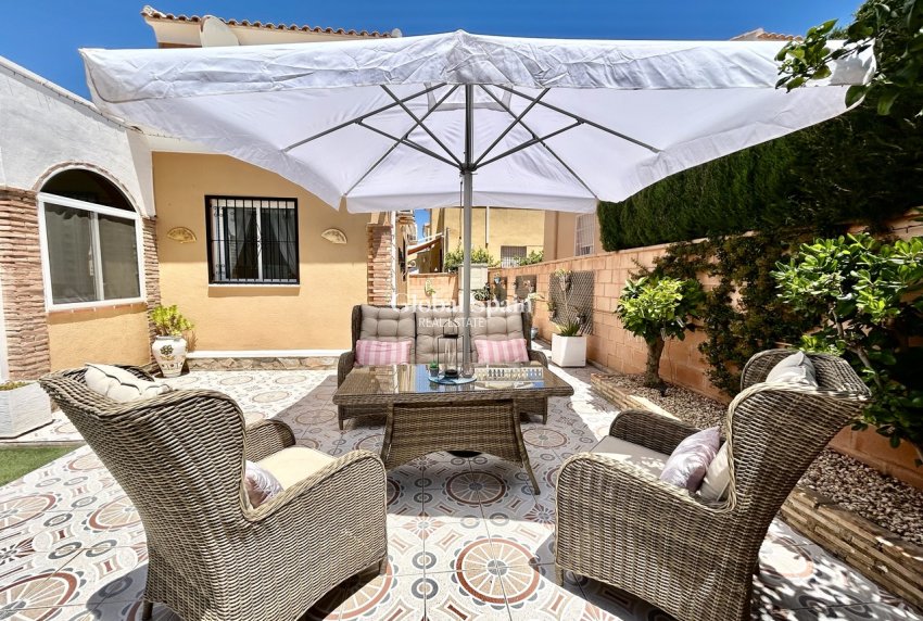 Odsprzedaż - WILLA  -
LOS BALCONES - LOS ALTOS - Costa Blanca