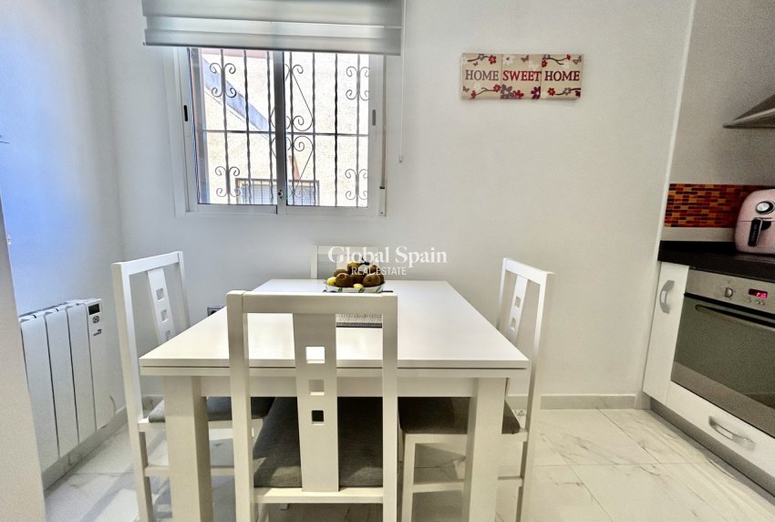 Odsprzedaż - WILLA  -
LOS BALCONES - LOS ALTOS - Costa Blanca